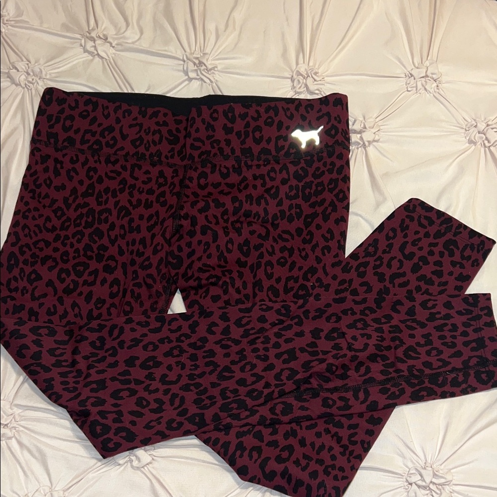 Vs pink maroon cheetah yoga legging